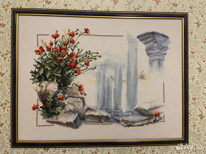 Вышитая картина ручная работа в раме