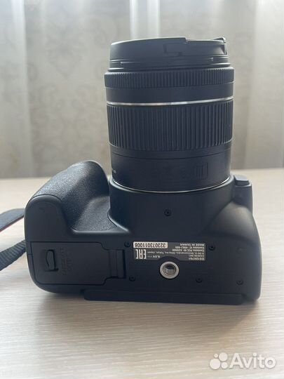 Зеркальный фотоаппарат Canon eos 250d