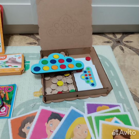 Развивающие игрушки пакетом