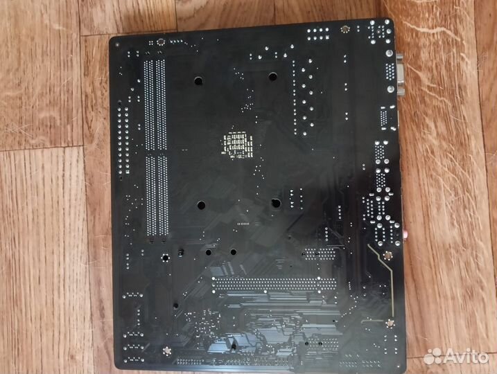 Материнская плата b450m