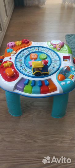 Игровой развивающий столик