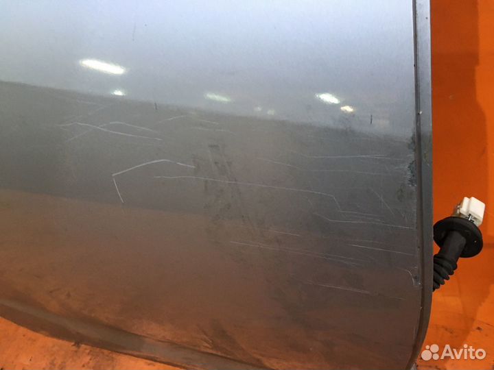 Дверь Toyota Caldina AZT241W (Заднее Правое)