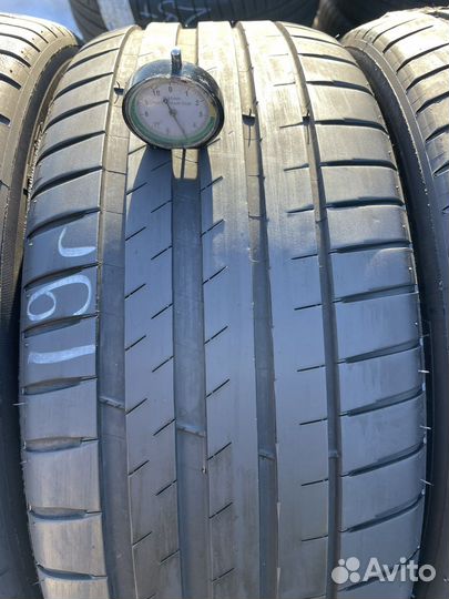 Michelin Pilot Sport 4 235/45 R18