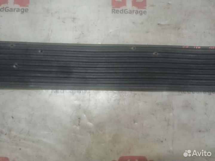 Накладка подножки левая Ford Explorer UN150