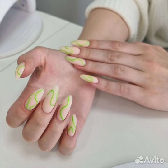 Наращивание ногтей, покрытие гел-лак, укрепление