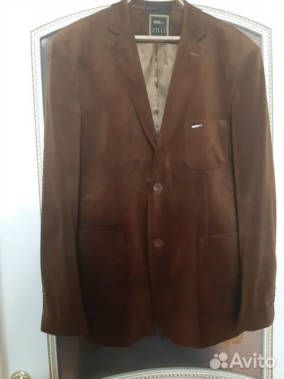 Продаю пиджак