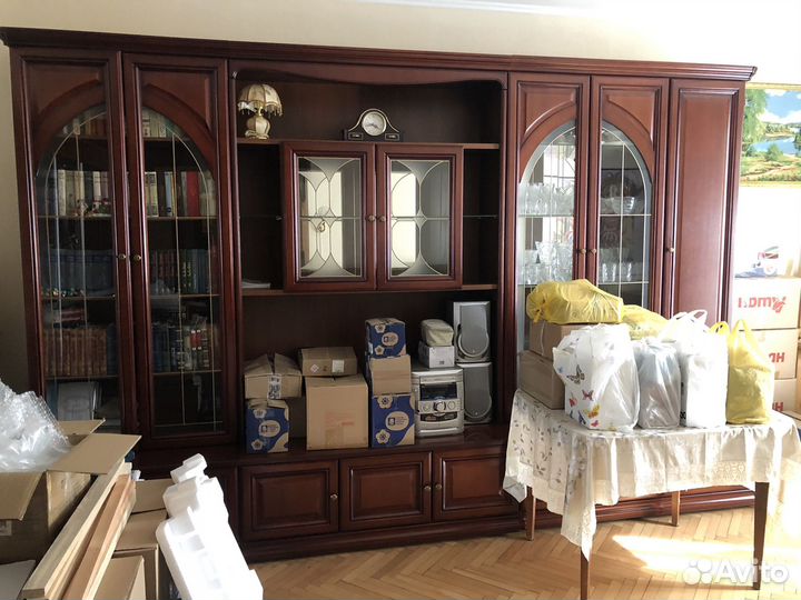 Шкаф стенка