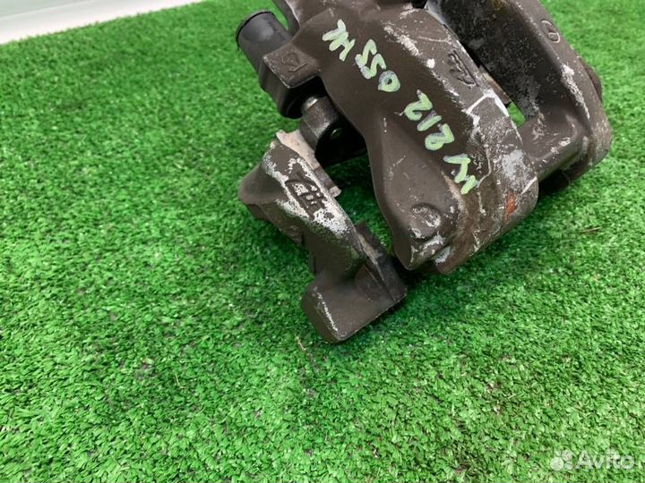 Суппорт тормозной задний левый Mercedes-Benz E-350