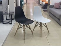 Стулья новые Eames