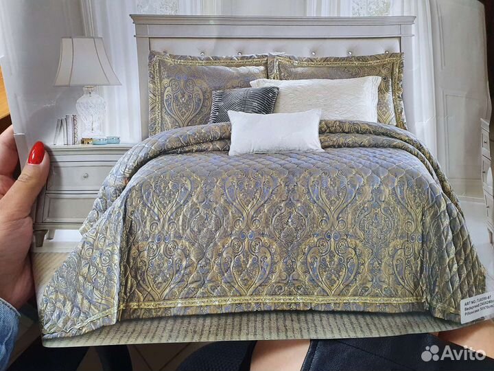 Покрывало с наволочками (240х260) (50х70)