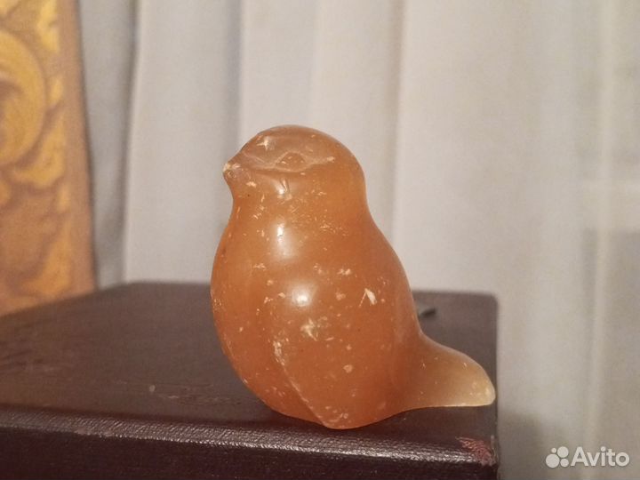 Статуэтка птичка из поделочного камня