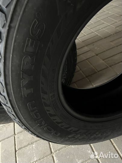 Nokian Tyres Hakkapeliitta 9 SUV 265/65 R17