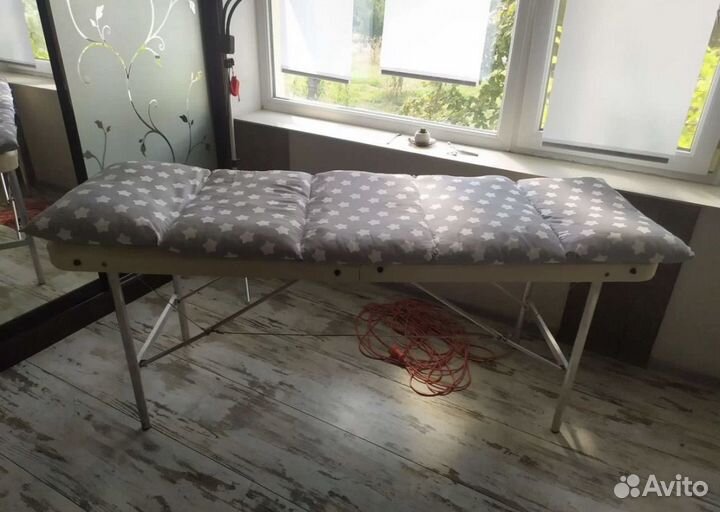 Массажная кушетка