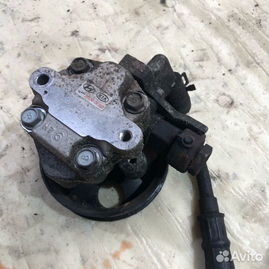 Насос гур Спортаж Sportage Tucson Тусон 571002E200