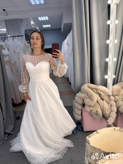 Свадебное платье