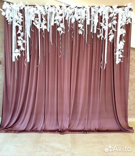 Стойка-задник для молодожёнов, Фотозона в аренду