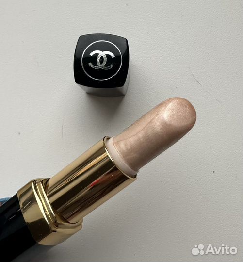 Chanel помада pearl soleil polaire