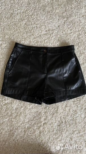Шорты кожзам Patrizia Pepe