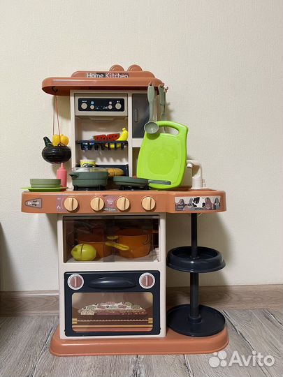 Детская игровая кухня с паром, водой и музыкой