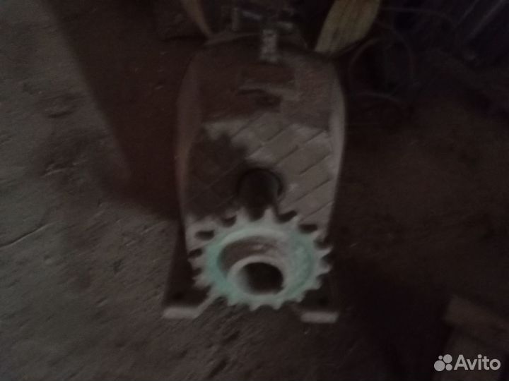 Мотор редуктор
