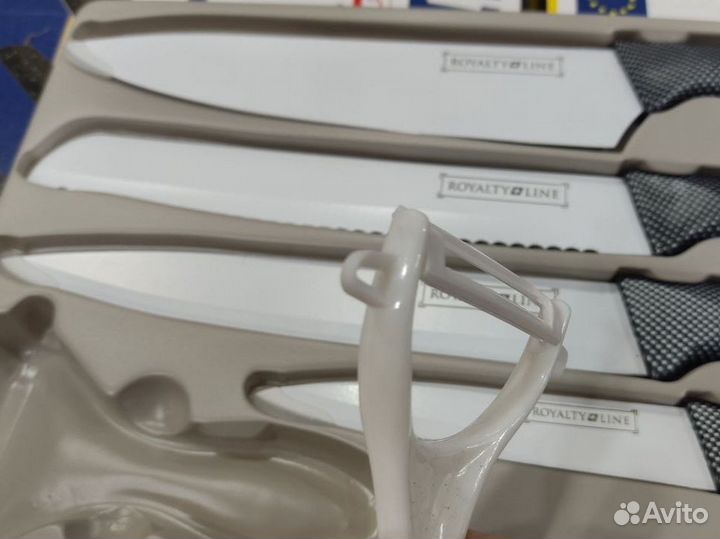 Набор ножей. Белые-сталь