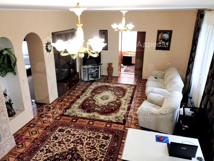 Дом 297,4 м² на участке 15 сот.