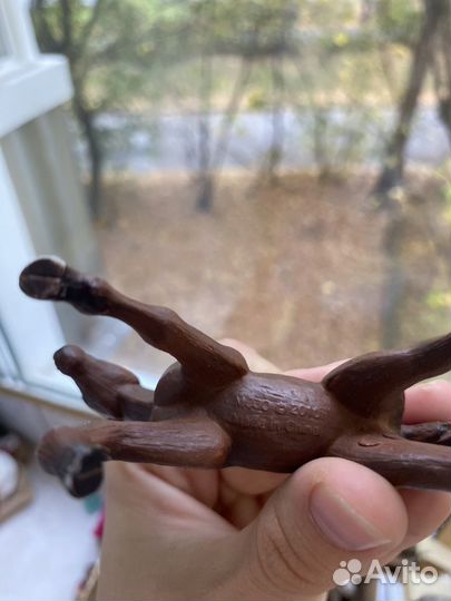 Статуэтка жеребенок