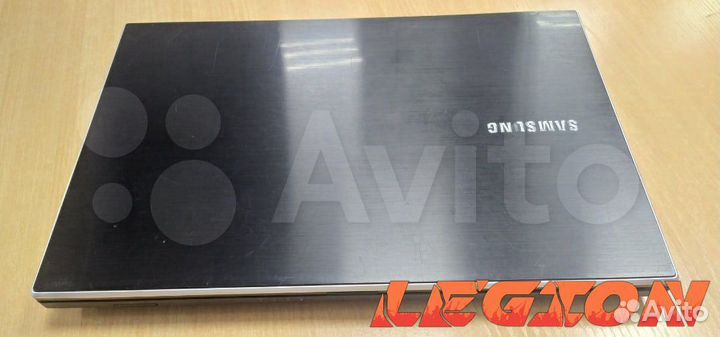 Samsung NP300V5A/A6 3430MX/4GB/AMD 6520G/300GB/15