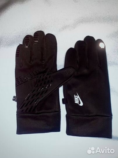 Зимние водонепроницаемые перчатки Nike Drill