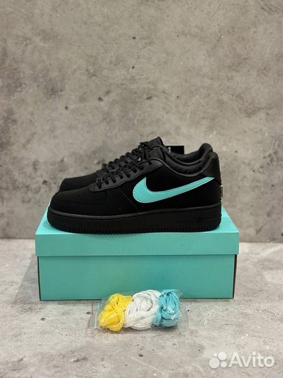 Кроссовки Nike Air Force 1 x Tiffany