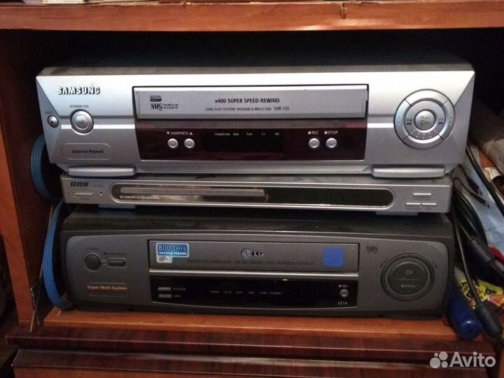 Видеомагнитофон