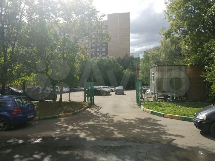 Машиноместо, 18 м²