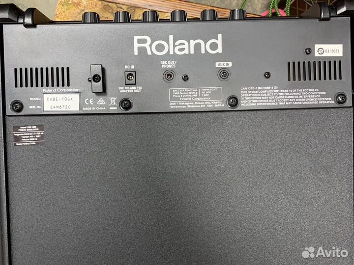 Комбоусилитель гитарный roland cube-10GX