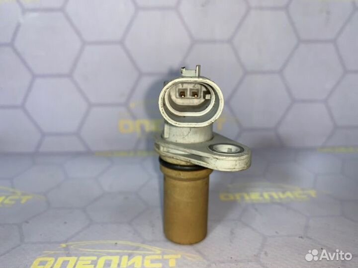 Датчик коленвала Opel Vectra С Z19DTH