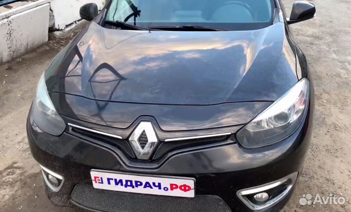 Стекло двери задней правой Renault Fluence 8230000