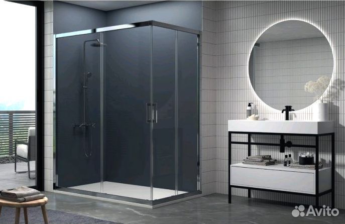 Стеклянные душевые перегородки