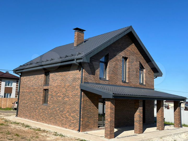 Коттедж 152,8 м² на участке 10 сот.