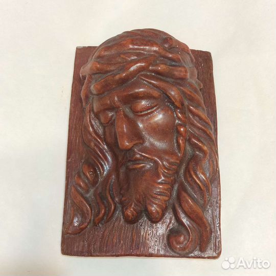 Барельеф Иисуса Христа