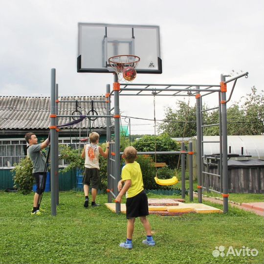 Спортивный уличный комплекс