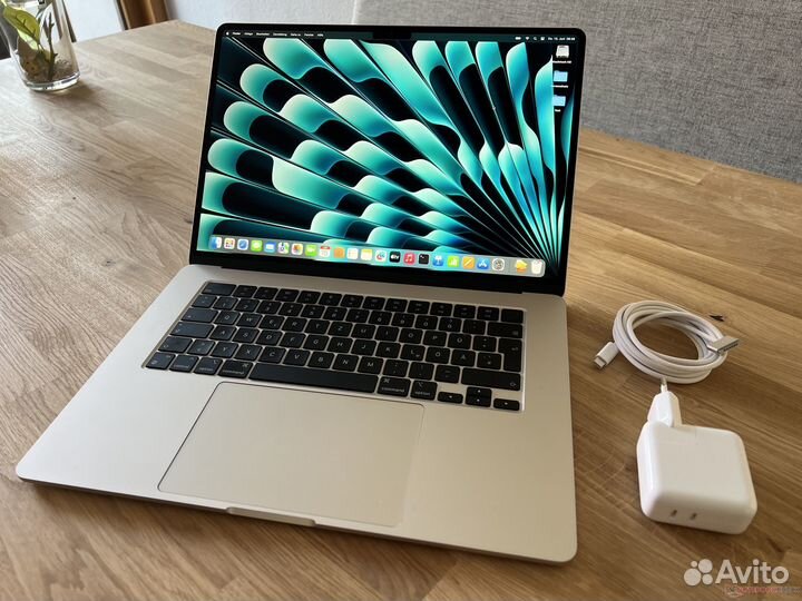 MacBook Air 15“ M2 256GB