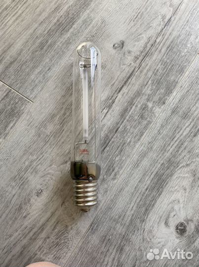 Лампочка газоразрядная