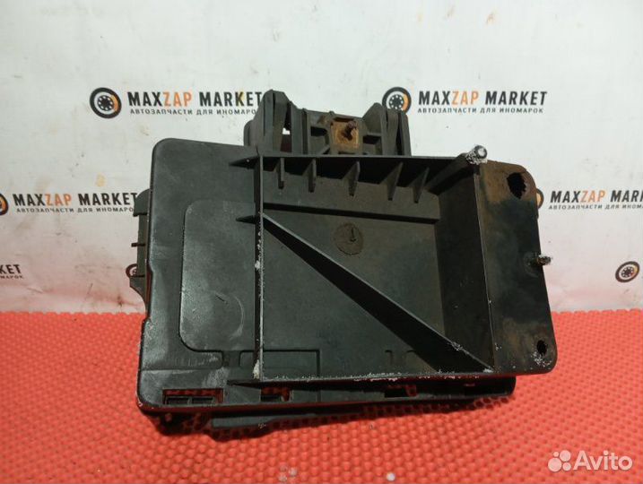 Подставка под акб Ford Focus 1 2.0 zetec 2001