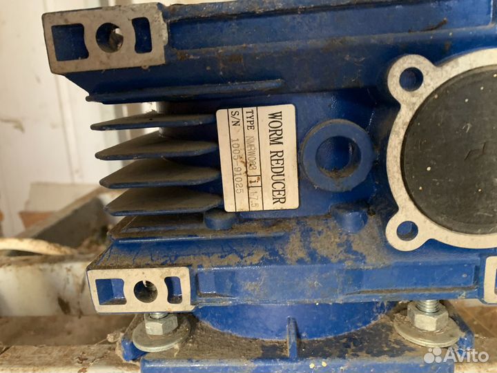 Перосъёмная машина с инверторным регулятором