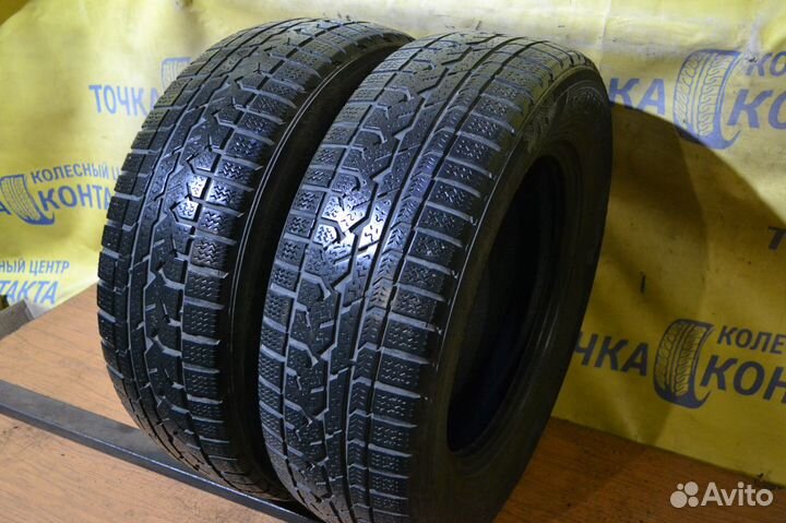 Kumho I'Zen RV KC15 215/65 R16