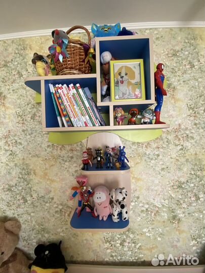 Набор мебели в детскую комнату