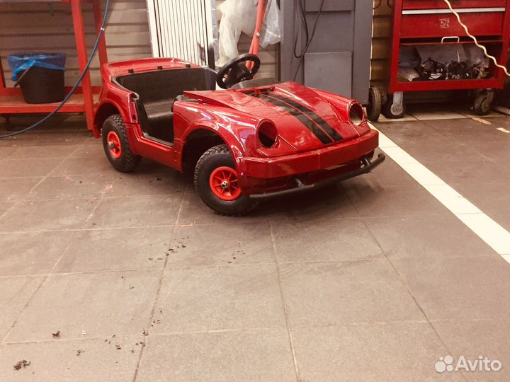 Детский электромобиль