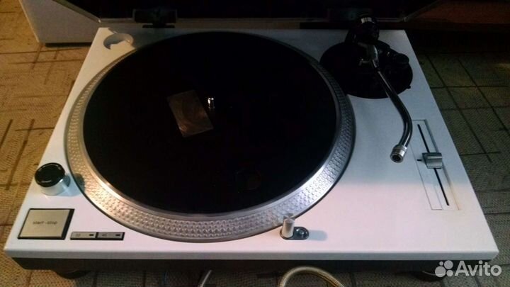Виниловые проигрыватели Technics Sl-1210 Mk2