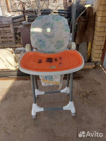 Стул для кормления