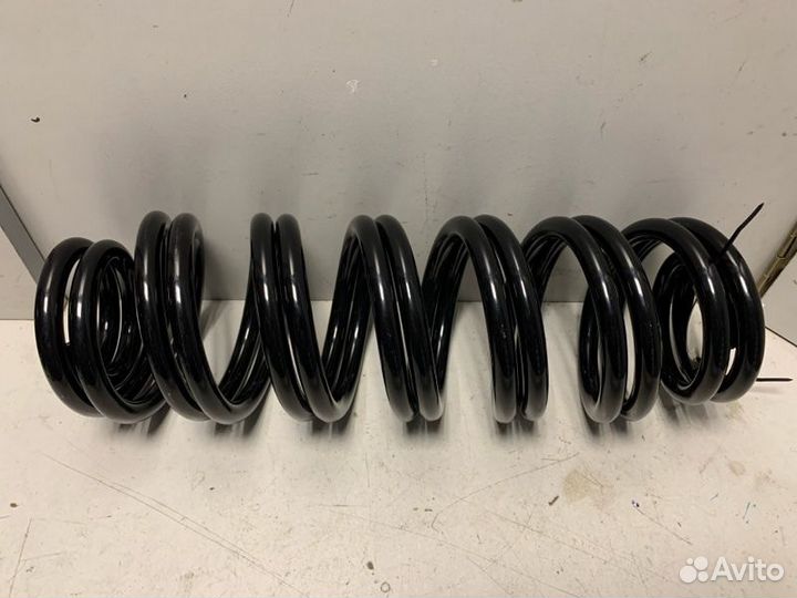 Пружина задняя Volkswagen Passat B6 2005-2010