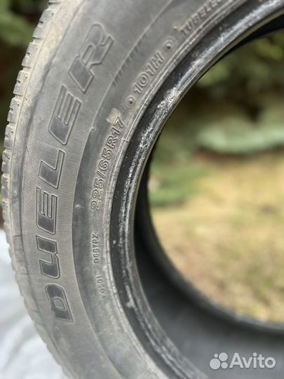 Bridgestone Dueler H/T 687 225/65 R17